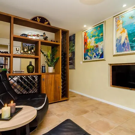 Apartment Getaway