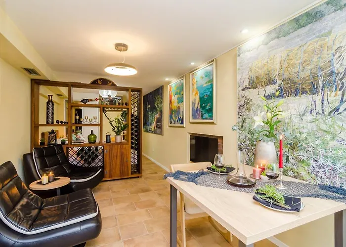 Apartment Getaway *
